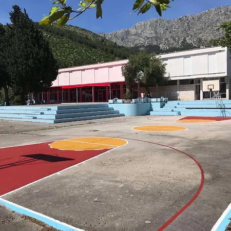 Bossina ベッド・アンド・ブレックファスト