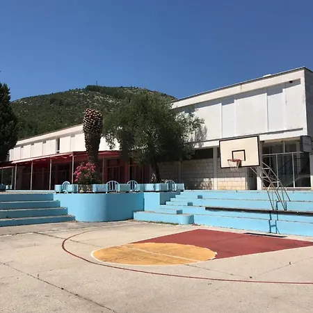 فندق مبيت وإفطار Bossina *