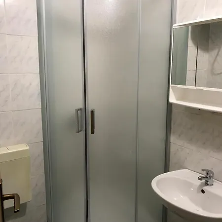 Bossina Oda ve Kahvaltı Zaostrog