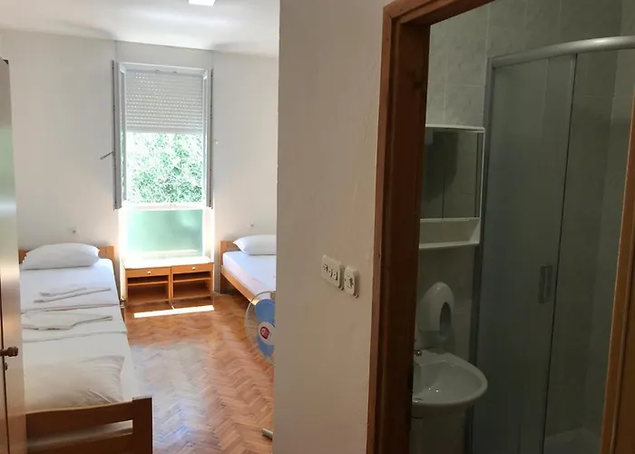 Bossina Panzió Zaostrog